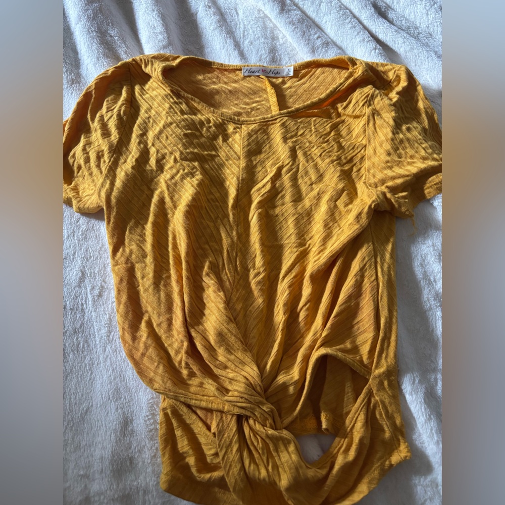 Heart Hips Mustard Textured Top
